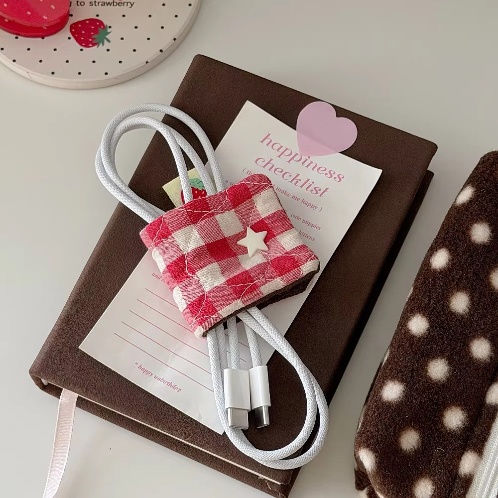 Graziosa Borsa per Cuffie in C - Cable Management Bag recensione e prezzo